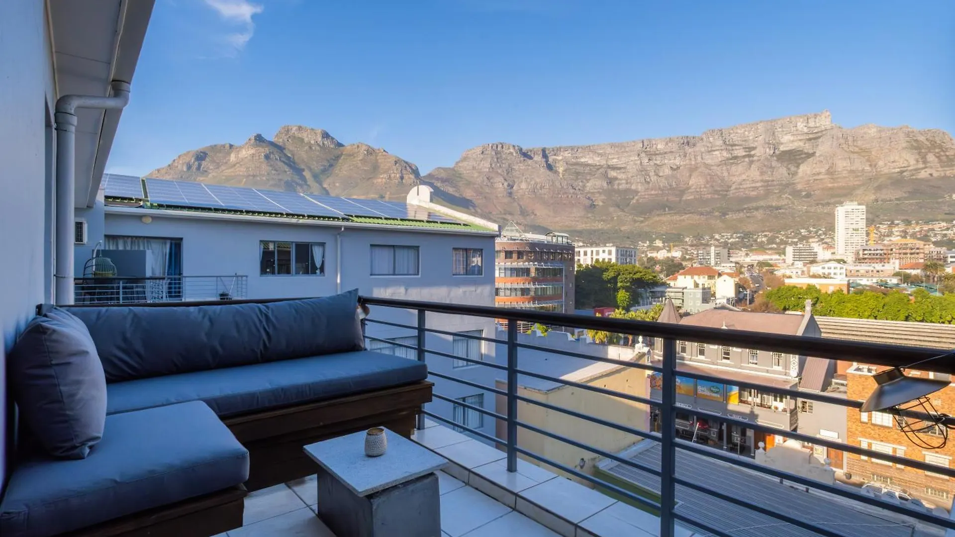 Cape Town City Studio - Table Mountain Views, Gym, Free Parking, Strong Wifi Güney Afrika