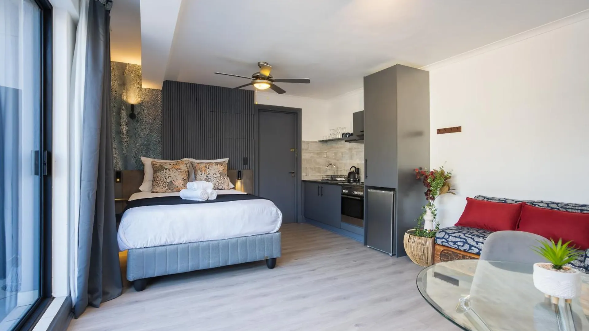 Cape Town City Studio - Table Mountain Views, Gym, Free Parking, Strong Wifi South Africa