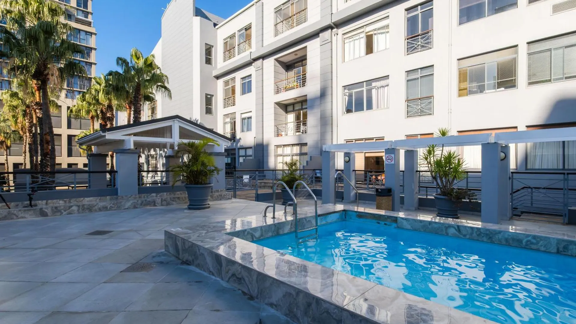 Cape Town City Studio - Table Mountain Views, Gym, Free Parking, Strong Wifi Cape Town