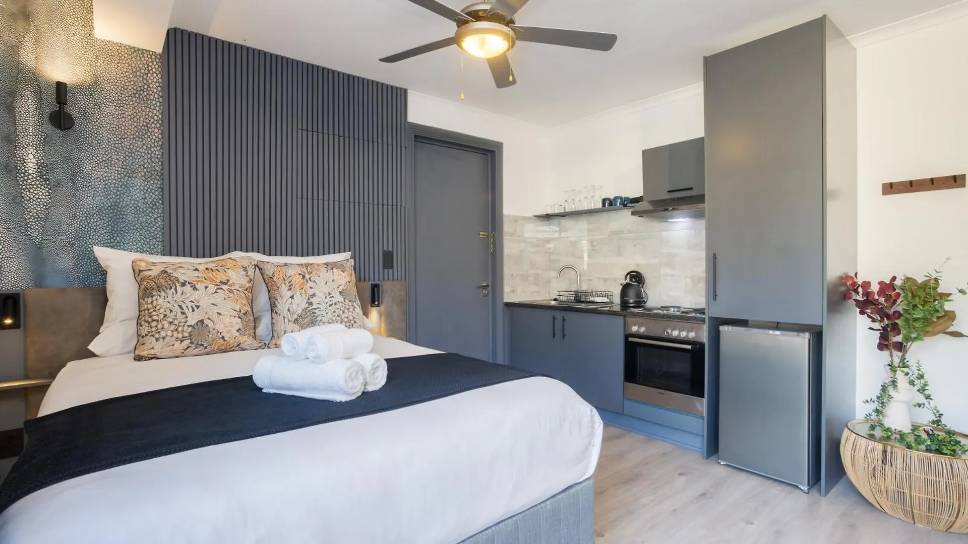 Cape Town City Studio - Table Mountain Views, Gym, Free Parking, Strong Wifi